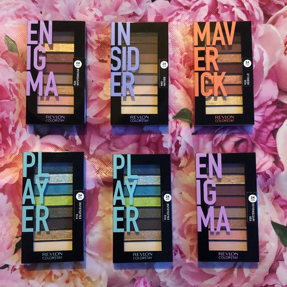 SOLD Revlon ColorStay Look Book Eye Shadow Pallet